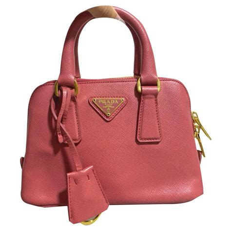 sacs prada femme.